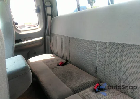 1997 Ford F-150 Lariat/Xl/Xlt from USA, damaged, VIN 1FTDX18W8VNB58690